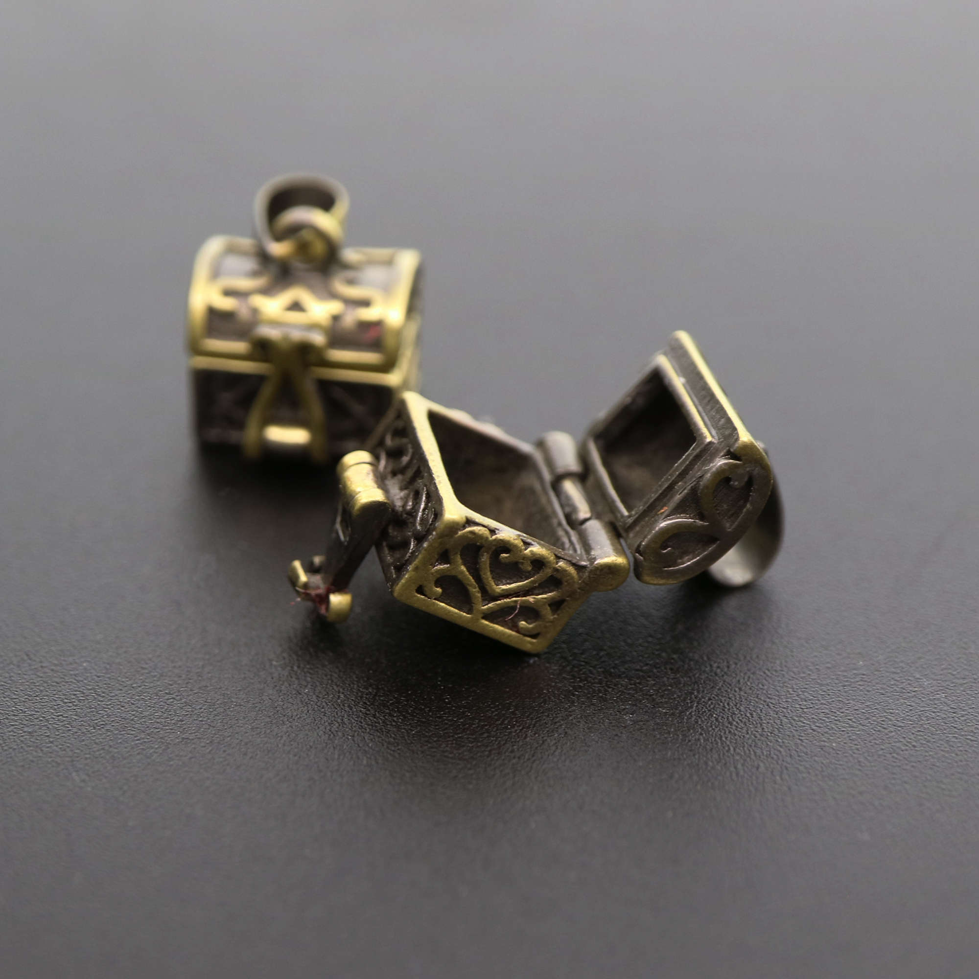 5Pcs 10x12MM Vintage Style Antiqued Bronze Brass Wish Vial Pendant Prayer Box Charm DIY Jewelry Supplies 1161046 - Click Image to Close